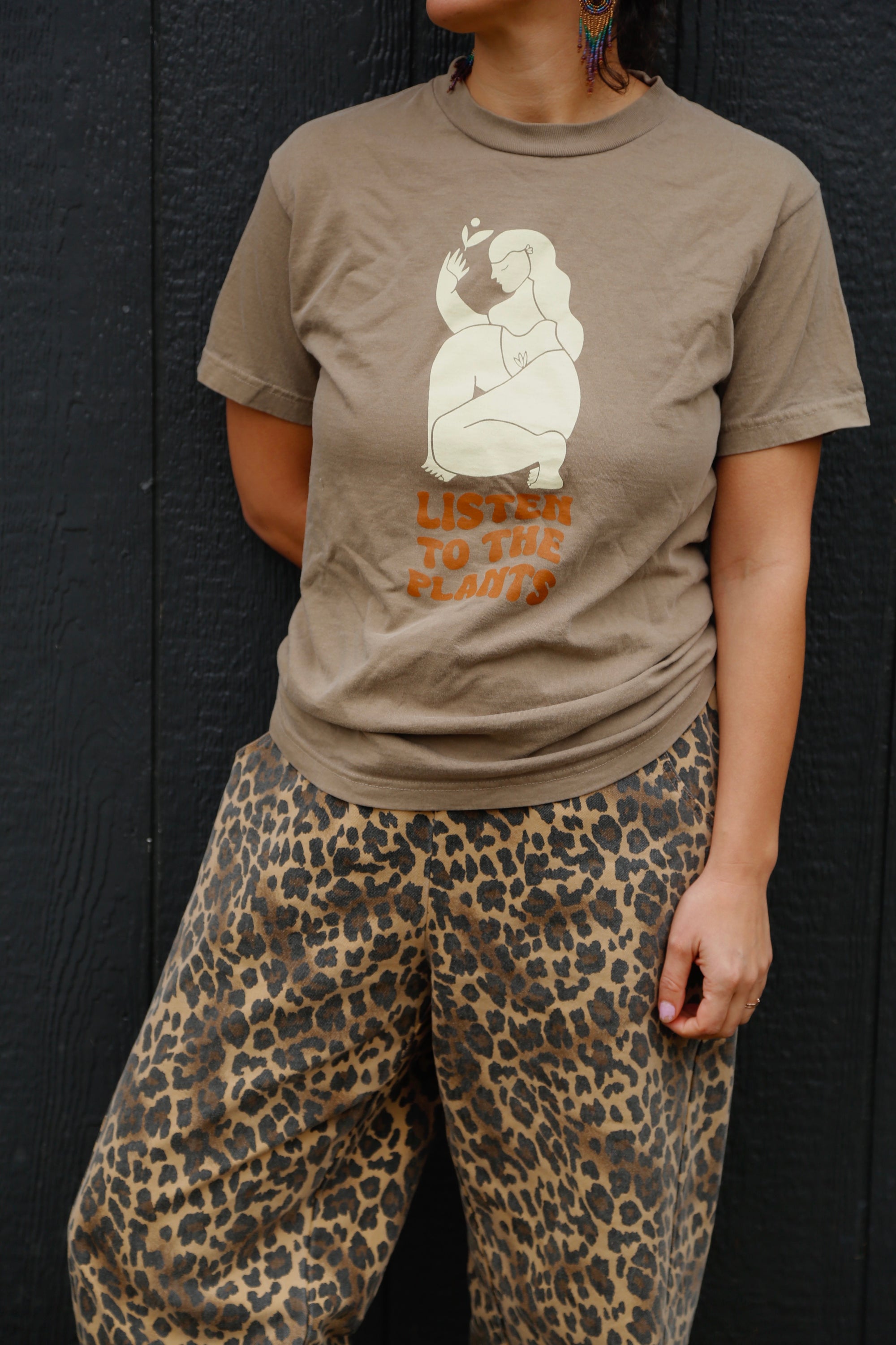 "Listen to the plants" Tee
